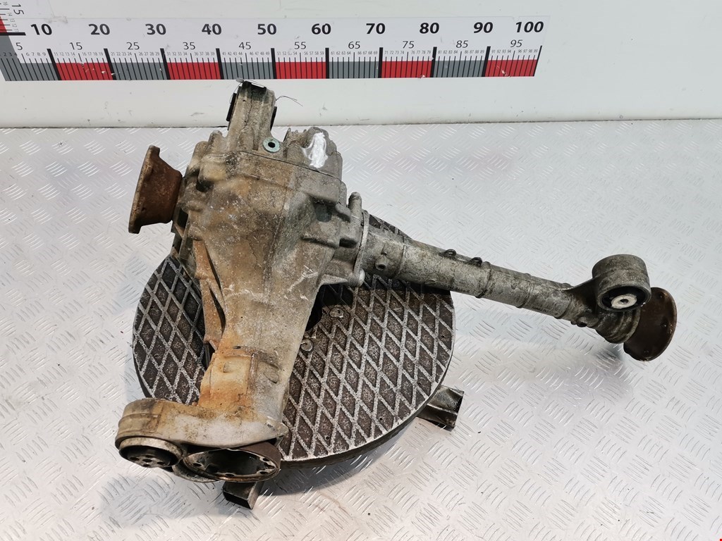 Редуктор переднего моста VOLKSWAGEN Touareg 2002-2010