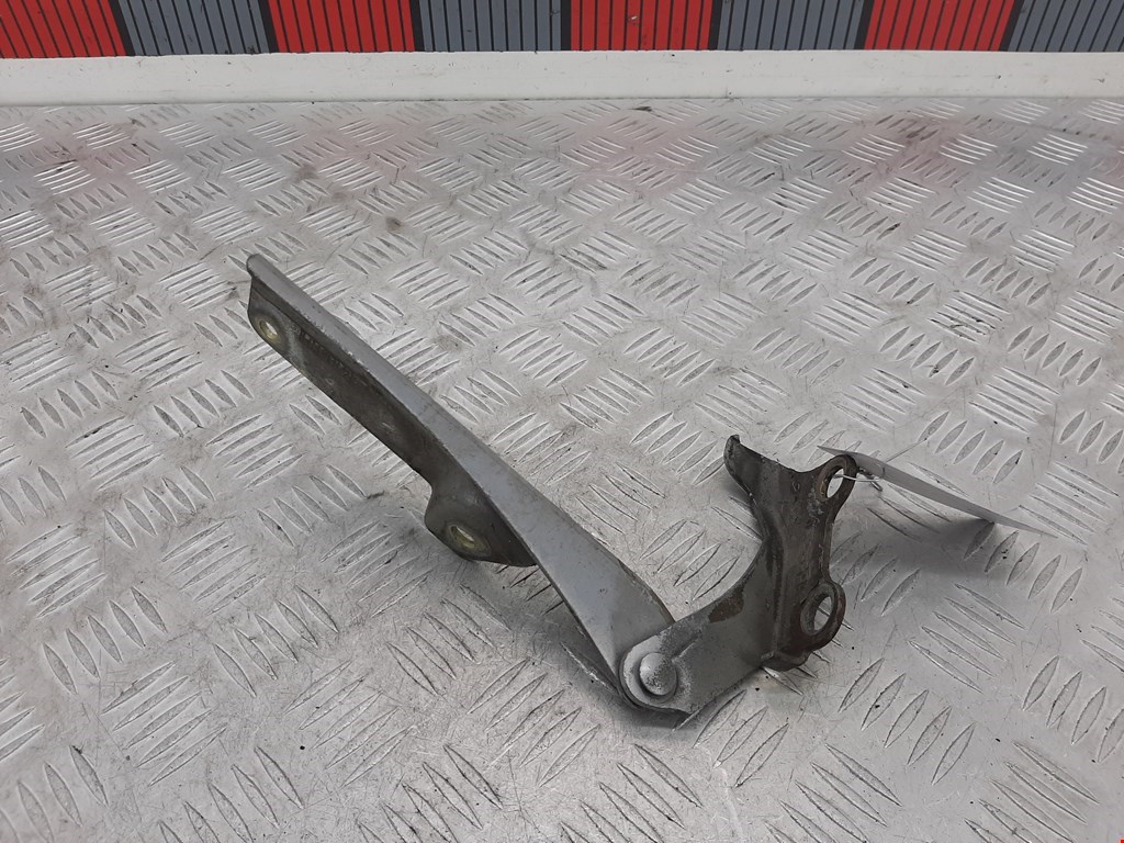 Петля капота левая/правая NISSAN Micra K11 1992-2002