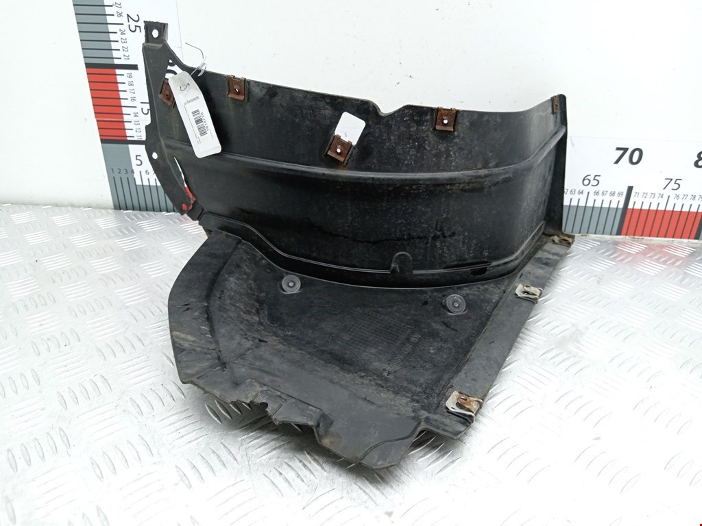 Локер (подкрылок) передний правый AUDI Q3 I 2011-2018