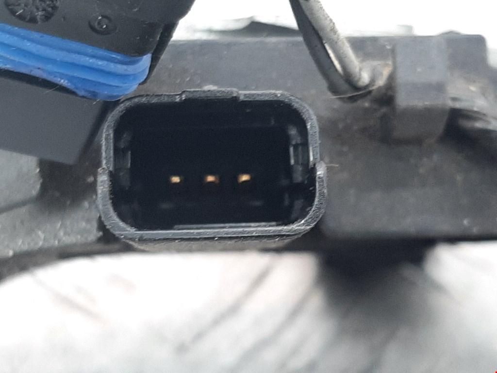 Ручка двери задней наружная правая RENAULT Scenic II 2003-2010