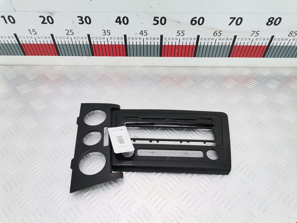 Рамка магнитолы SKODA Rapid 2012-2020