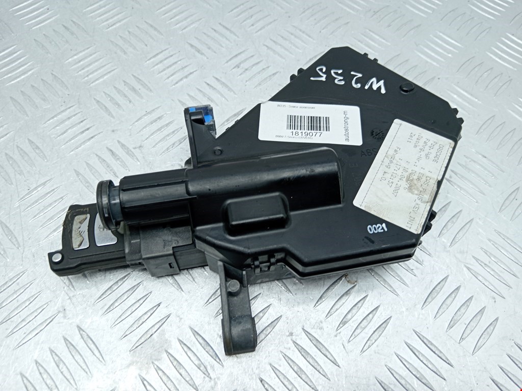Кнопка старт-стоп (запуска двигателя) BMW 7-Series (E65/E66) (2001-2008)