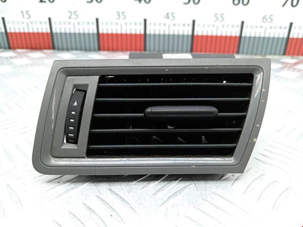 Дефлектор воздушный SKODA Rapid 2012-2020