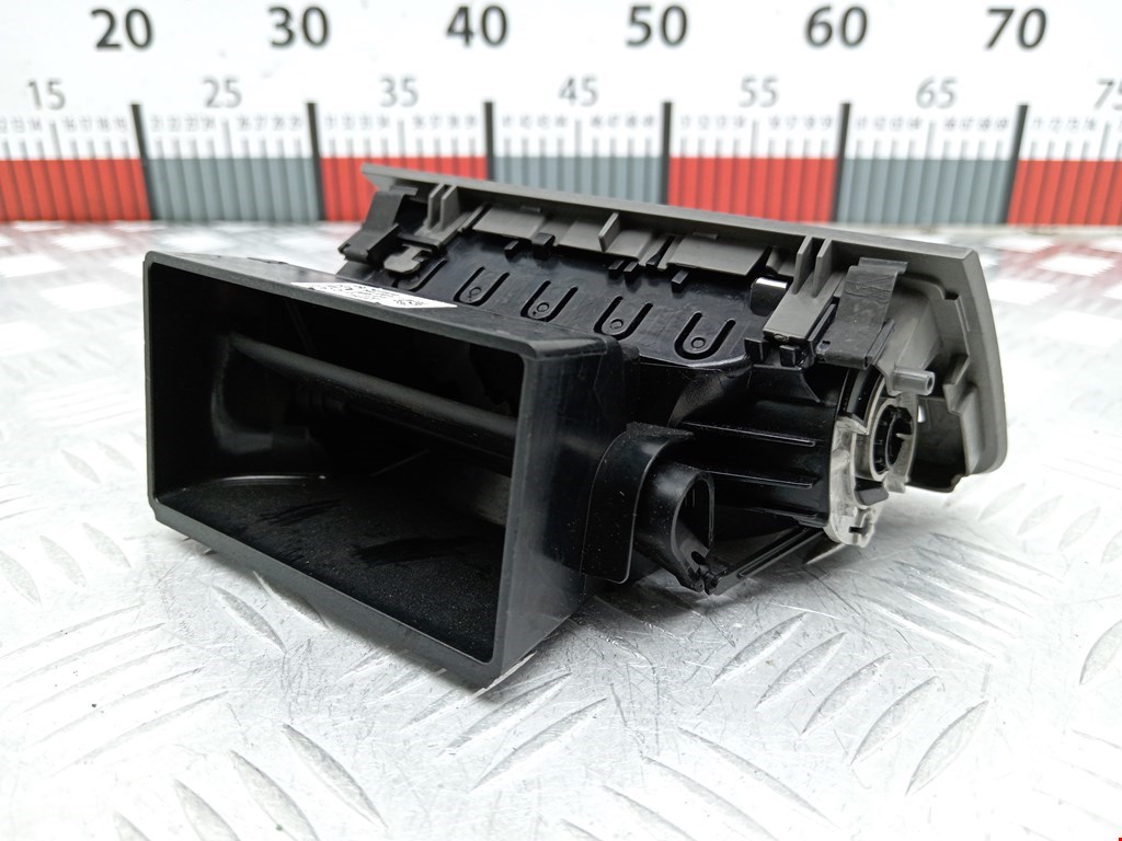 Дефлектор воздушный SKODA Rapid 2012-2020