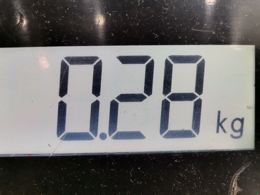 Кронштейн заднего бампера центральный SKODA Rapid 2012-2020