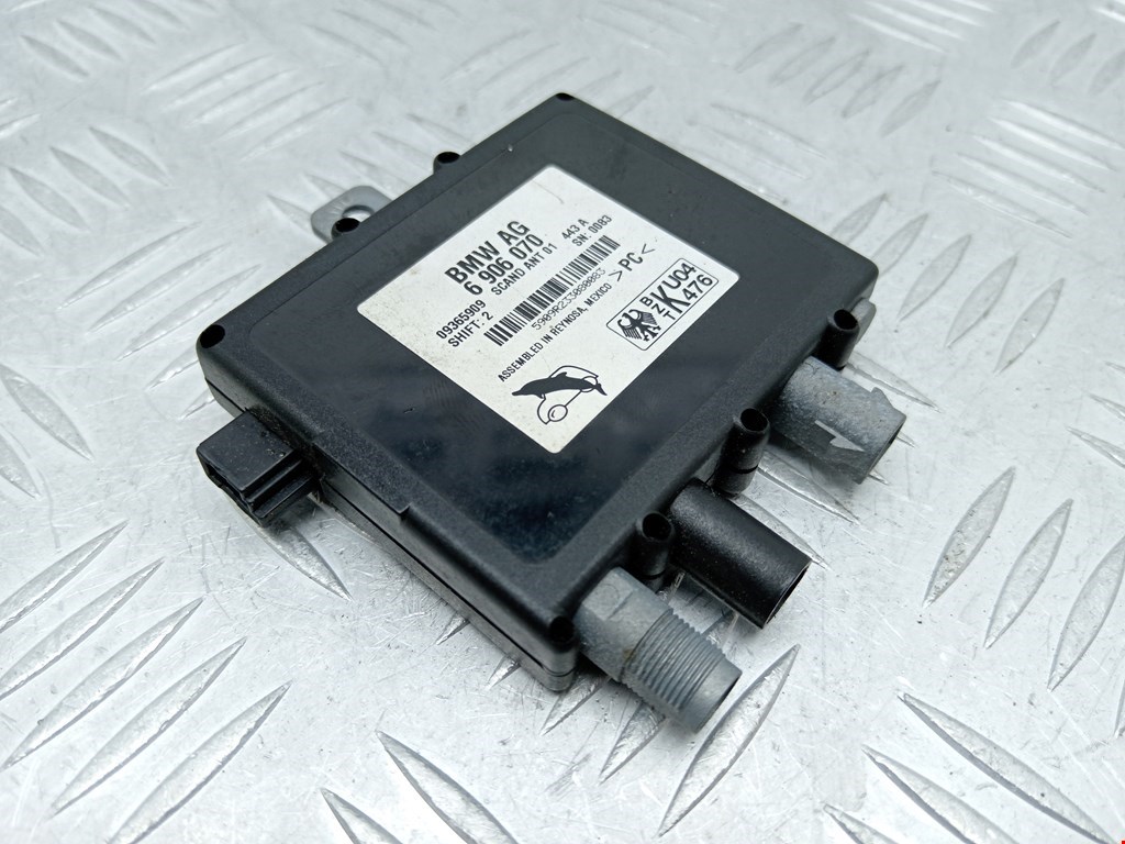 Усилитель антенны BMW X5 E53 1999-2006