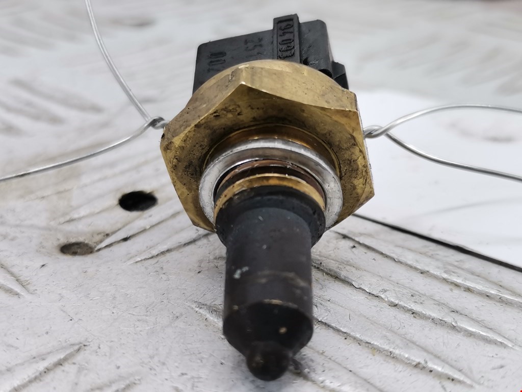 Датчик температуры (охлаждающей жидкости) BMW 3er E46 1998-2006