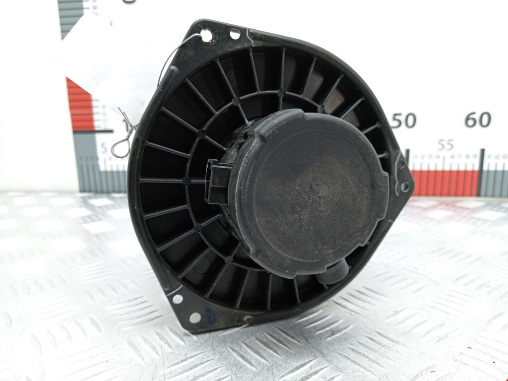 Моторчик (мотор) отопителя салона MITSUBISHI L200 KB 2006-2015