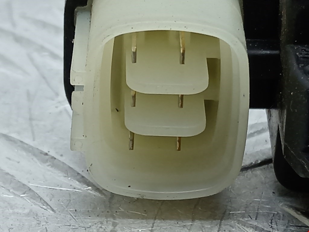 Стеклоподъемник задний правый MITSUBISHI L200 KB 2006-2015