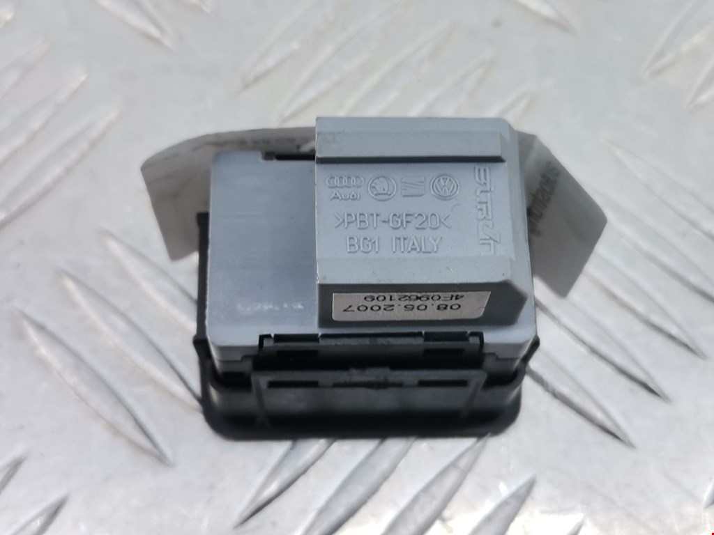 Блок кнопок AUDI A6 C6 2004-2010