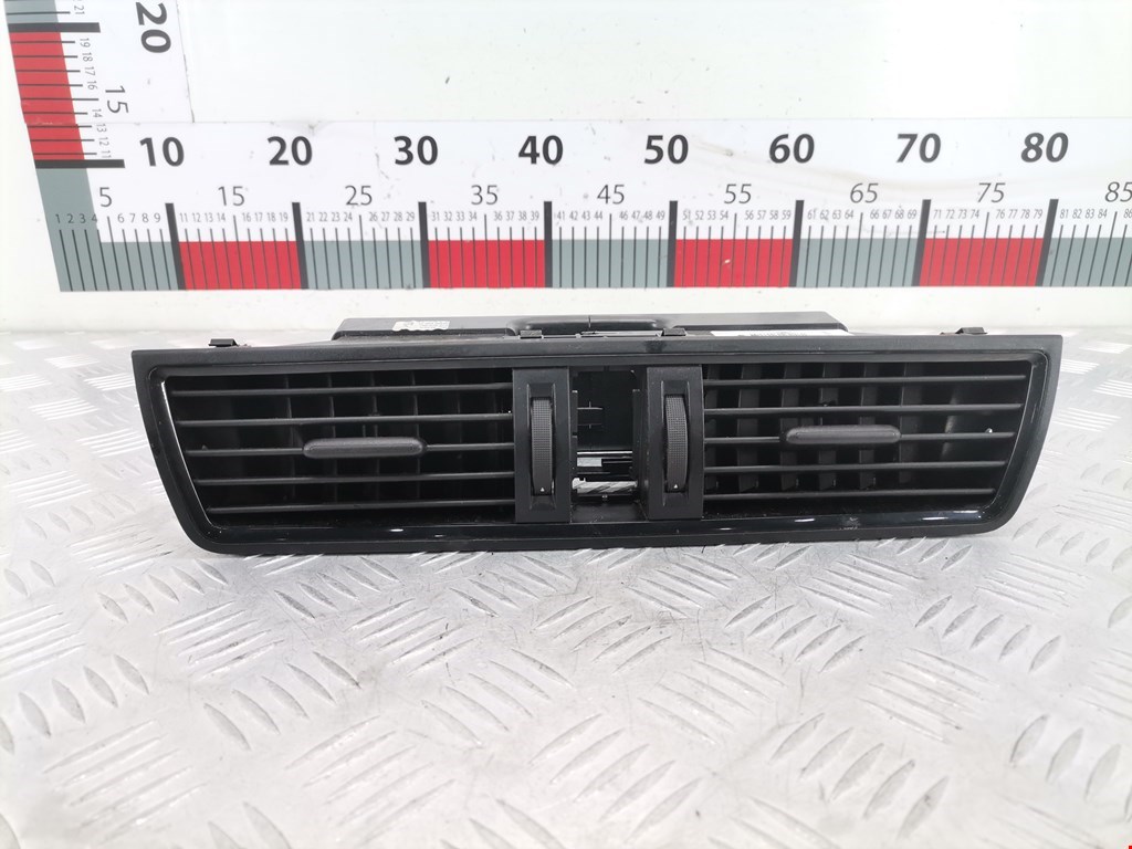 Дефлектор воздушный SKODA Rapid 2012-2020