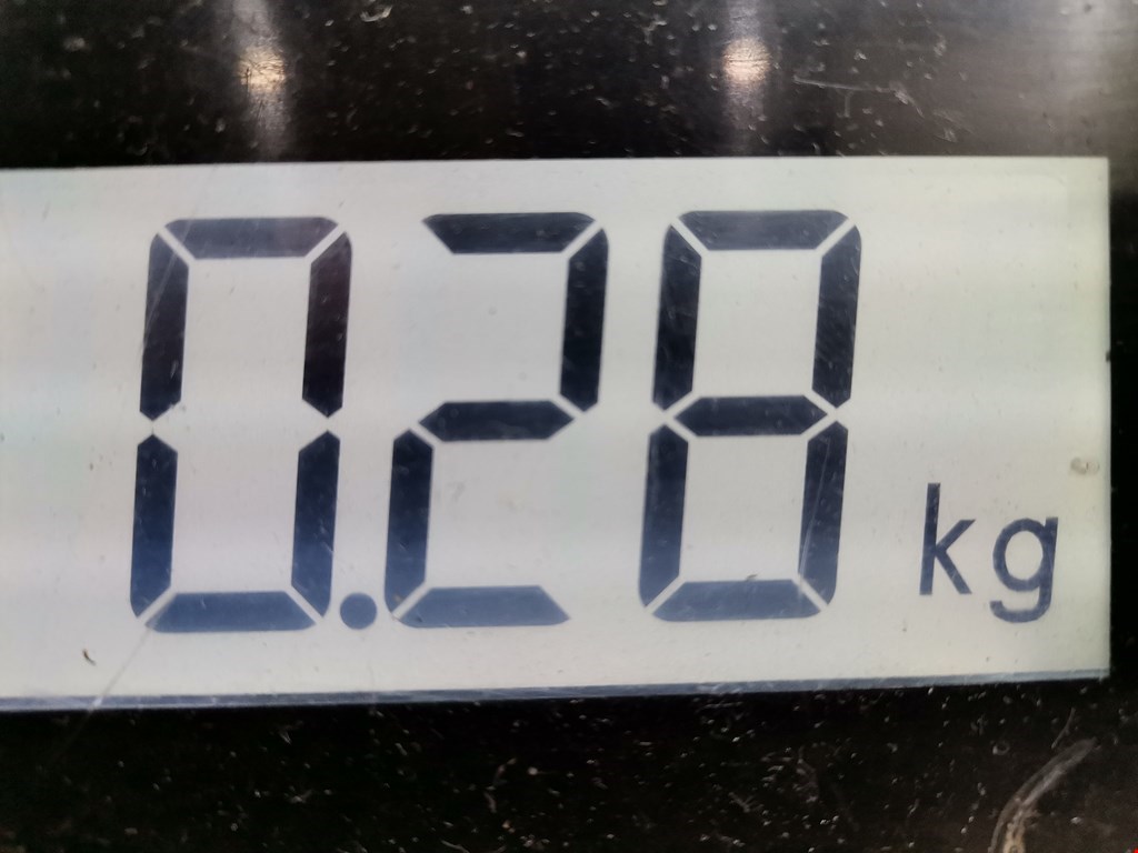 Кронштейн заднего бампера центральный SKODA Rapid 2012-2020