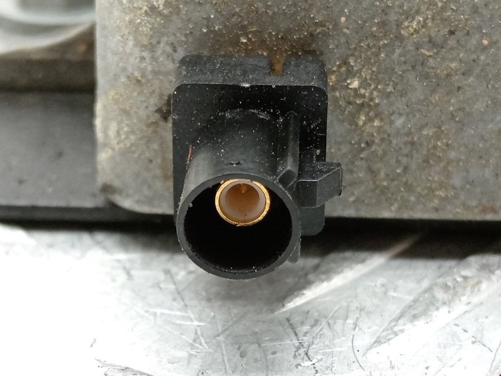 Усилитель антенны BMW X5 E53 1999-2006