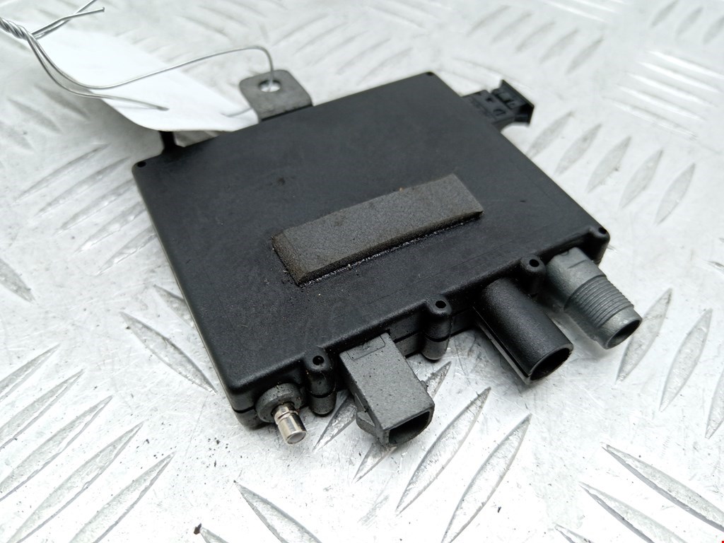 Усилитель антенны BMW X5 E53 1999-2006