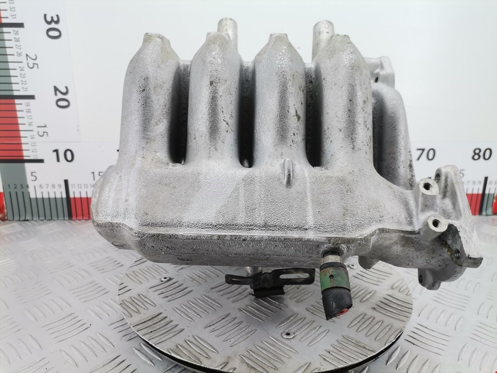 Коллектор впускной MITSUBISHI Carisma 1995-1999
