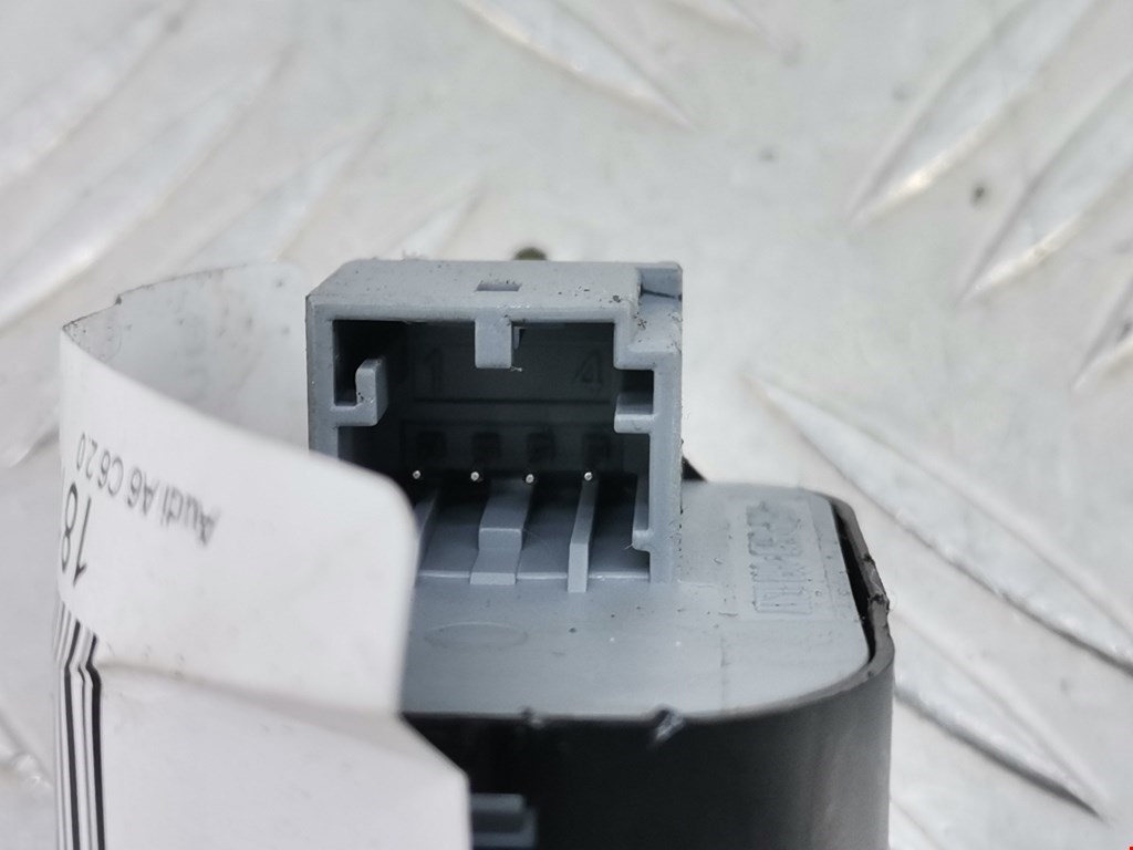 Блок управления зеркалами AUDI A6 C6 2004-2010