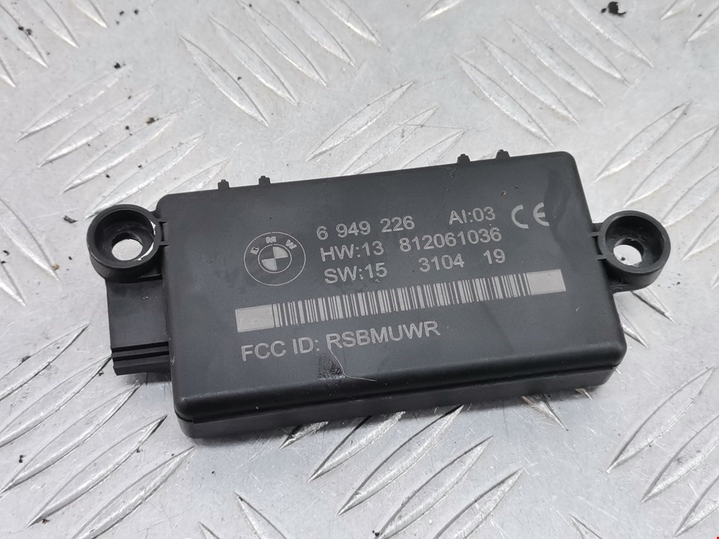 Усилитель антенны BMW 6er E63/E64 2003-2011