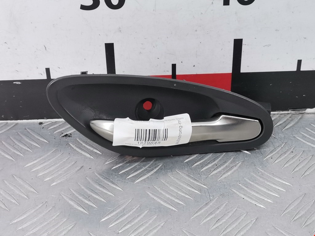 Ручка дверная передняя внутренняя правая BMW 6er E63/E64 2003-2011