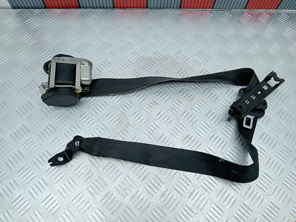 Ремень безопасности передний правый SKODA Rapid 2012-2020