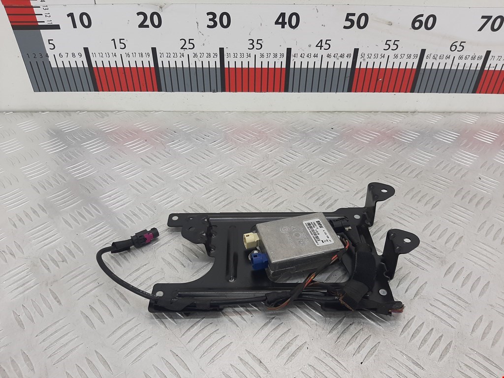 Усилитель антенны BMW 6er E63/E64 2003-2011