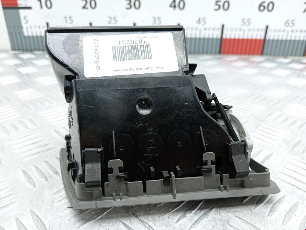 Дефлектор воздушный SKODA Rapid 2012-2020