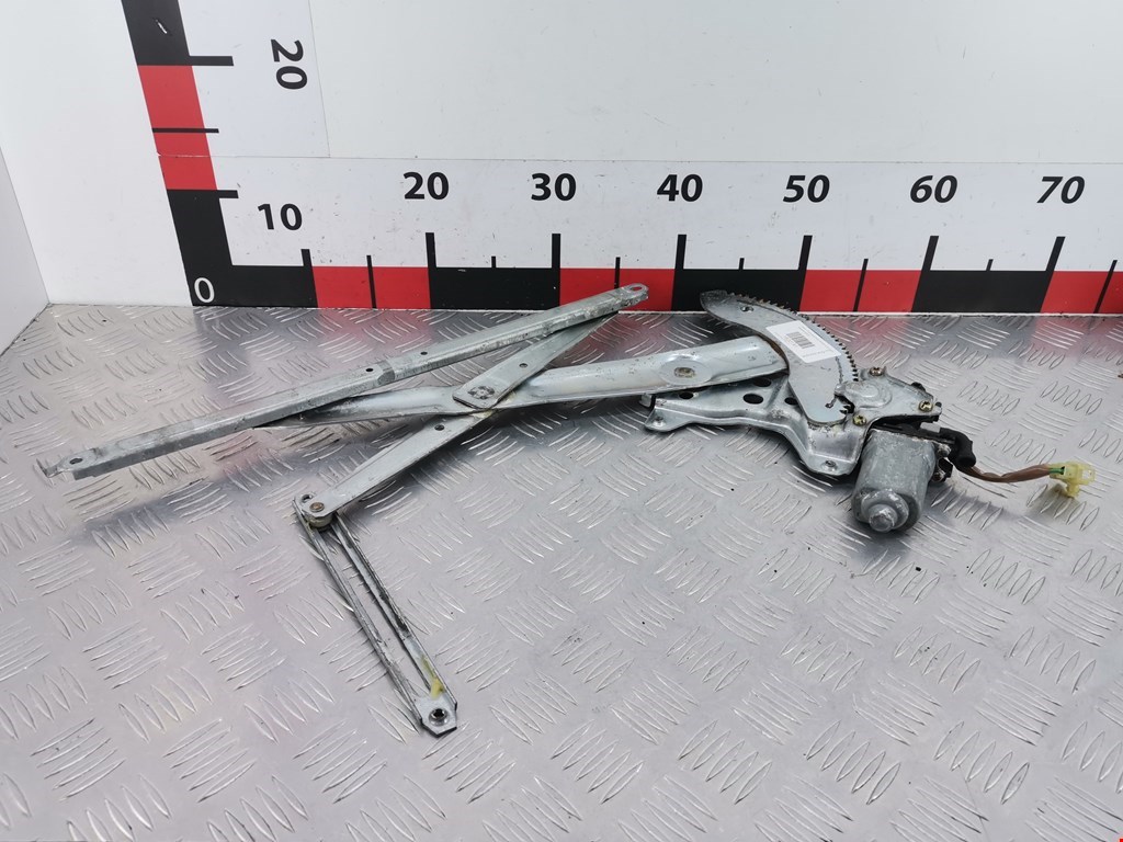 Стеклоподъемник передний правый DAIHATSU Gran Move 1996-2002