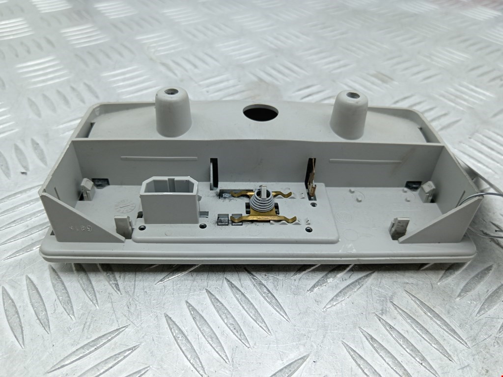 Плафон салонный (салона фонарь) SKODA Rapid 2012-2020