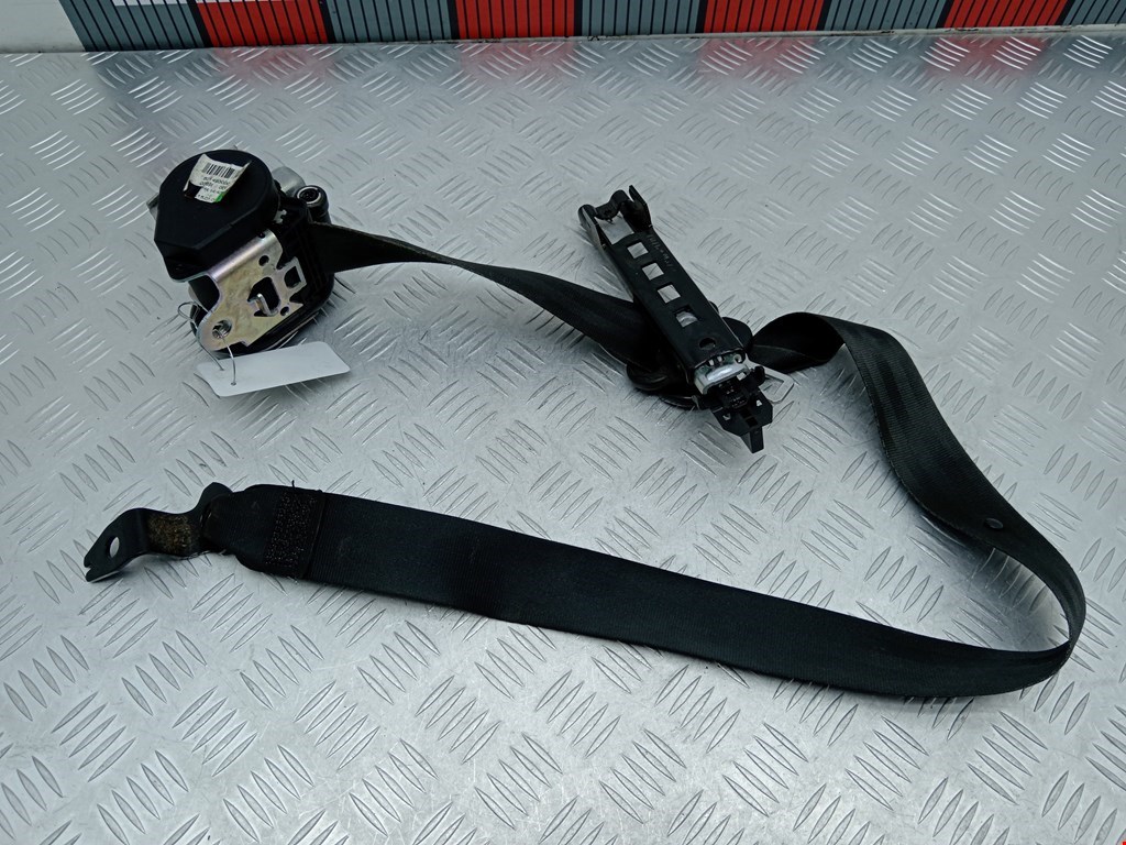 Ремень безопасности передний правый SKODA Rapid 2012-2020