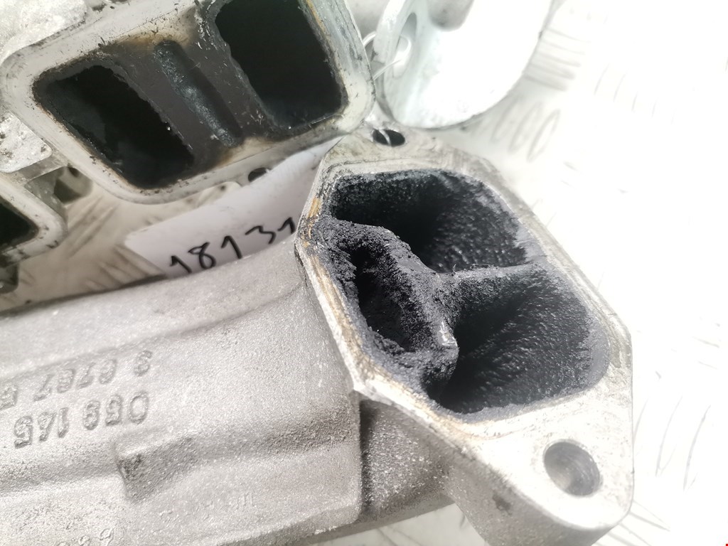 Коллектор впускной AUDI A4 B6 2001-2005