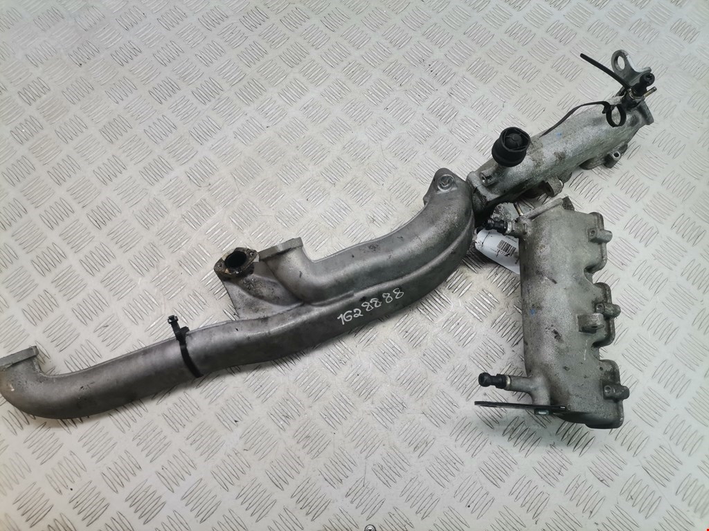 Коллектор впускной AUDI A4 B6 2001-2005