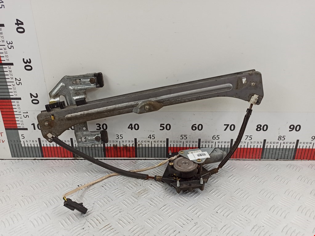 Стеклоподъемник передний левый CHRYSLER PT Cruser 2000-2010