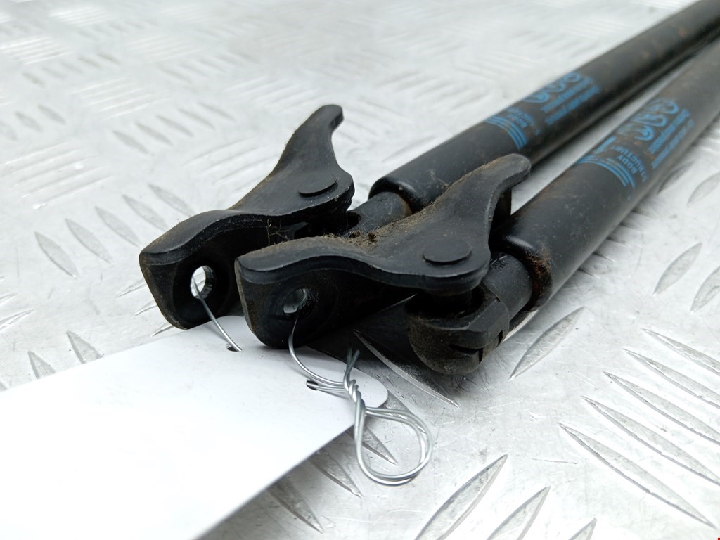 Амортизатор крышки (двери) багажника CHEVROLET Cruze 2009-2015