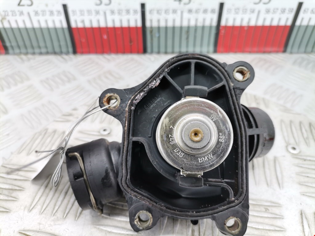 Корпус термостата BMW 1er E81\E87 2004-2011