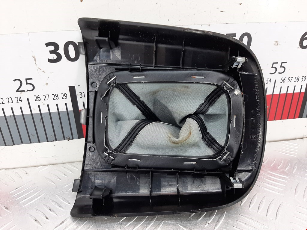 Чехол кулисы КПП TOYOTA RAV 4 XA20 2000-2005