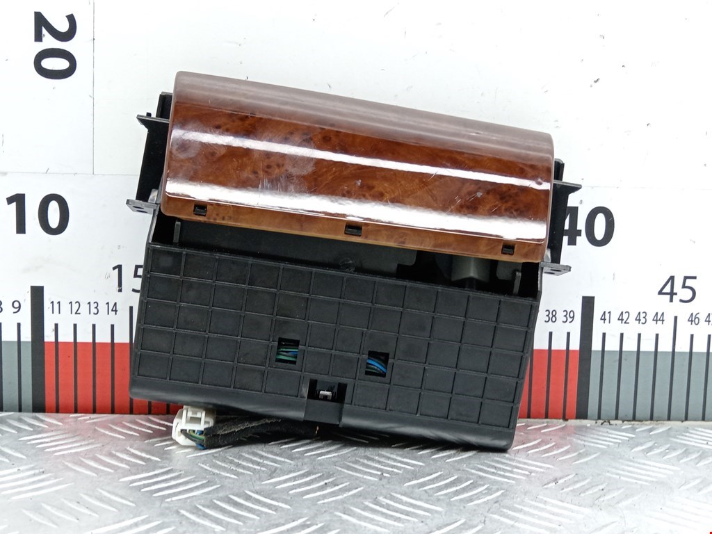 Пепельница передняя HYUNDAI Terracan 2001-2006