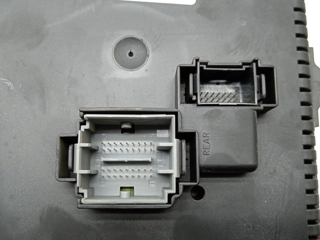 Датчик уровня в бачок омывателя VOLVO XC90 2002-2014