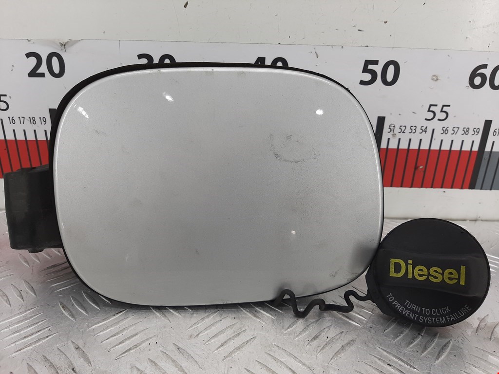 Лючок бензобака VOLVO V70 III 2007-2016