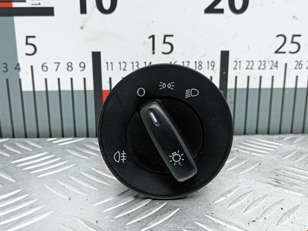 Переключатель света фар SKODA Octavia A5 1Z- 2004-2013