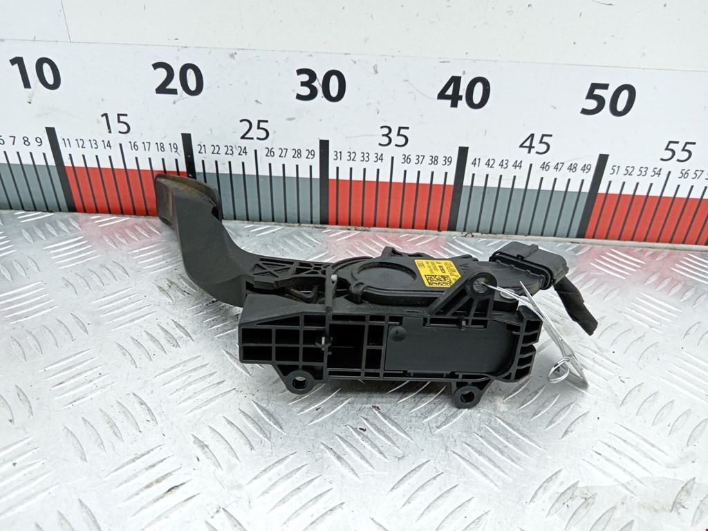 Педаль газа SKODA Rapid 2012-2020