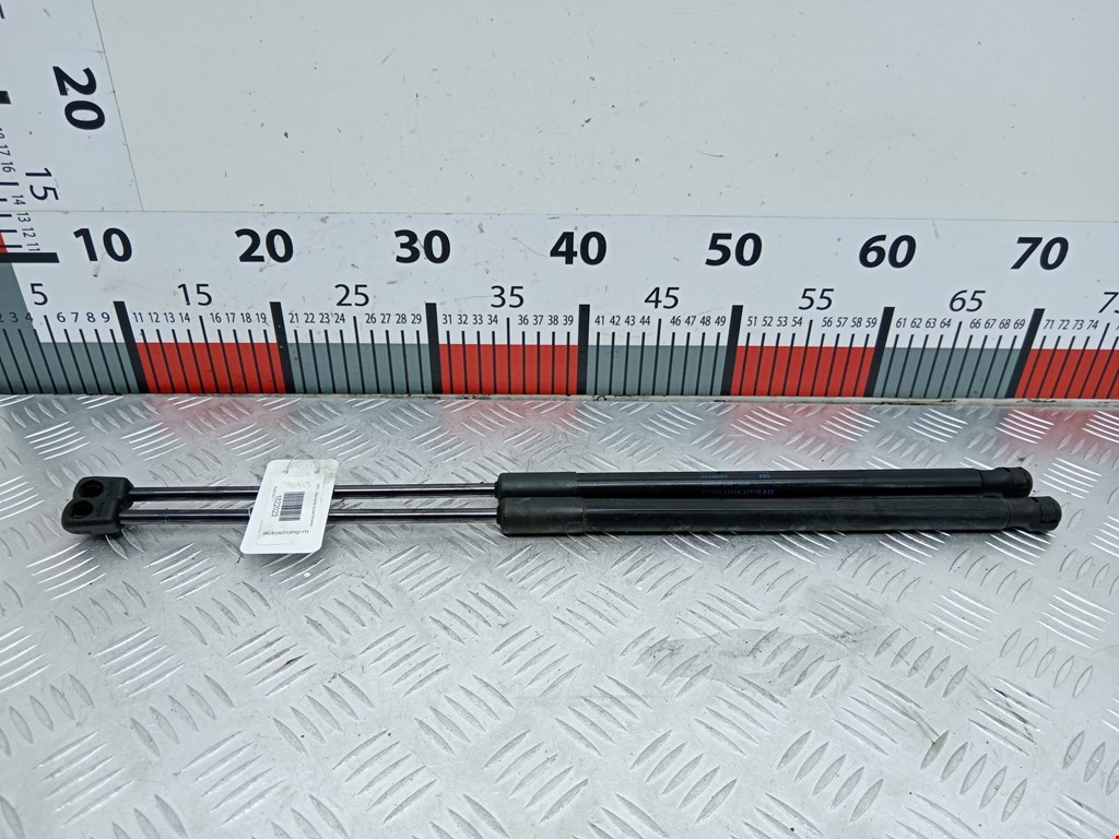 Амортизатор крышки (двери) багажника SKODA Rapid 2012-2020