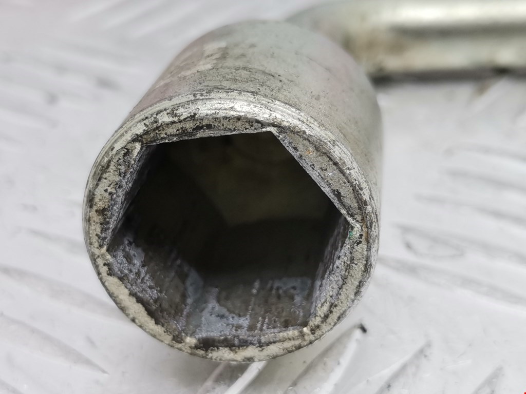 Ключ балонный MITSUBISHI Colt Z3 2003-2012