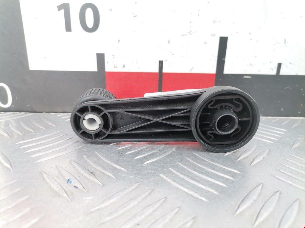 Ручка стеклоподъемника SKODA Octavia A5 1Z- 2004-2013