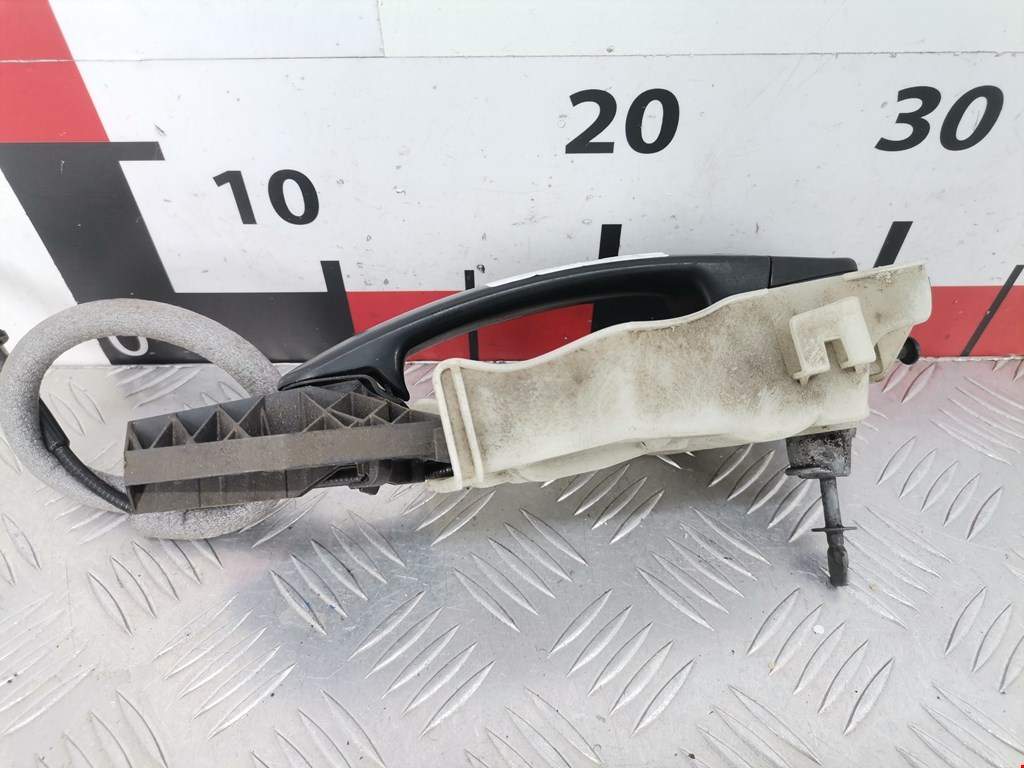 Ручка двери передней наружная правая SKODA Rapid 2012-2020