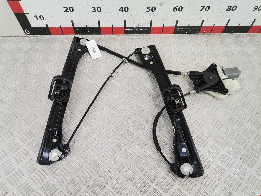 Стеклоподъемник передний правый SKODA Rapid 2012-2020