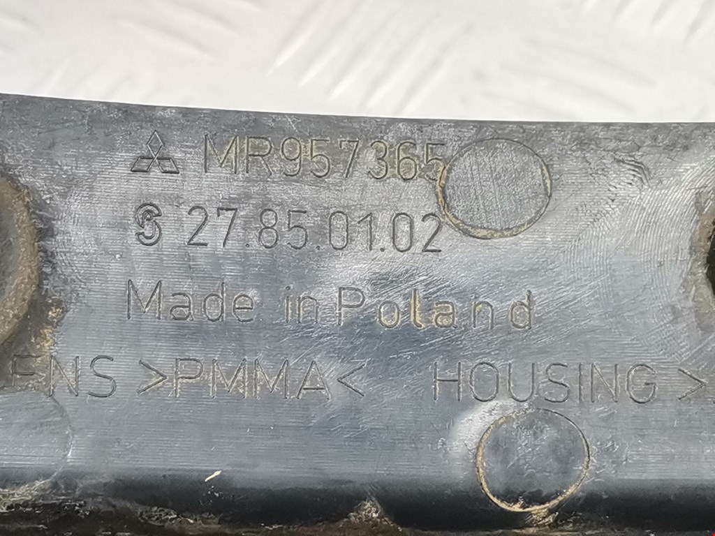 Фонарь задний левый MITSUBISHI Colt Z3 2003-2012