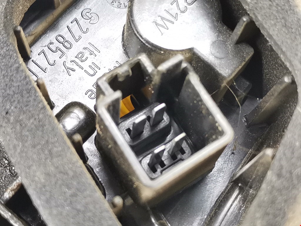 Фонарь задний левый MITSUBISHI Colt Z3 2003-2012