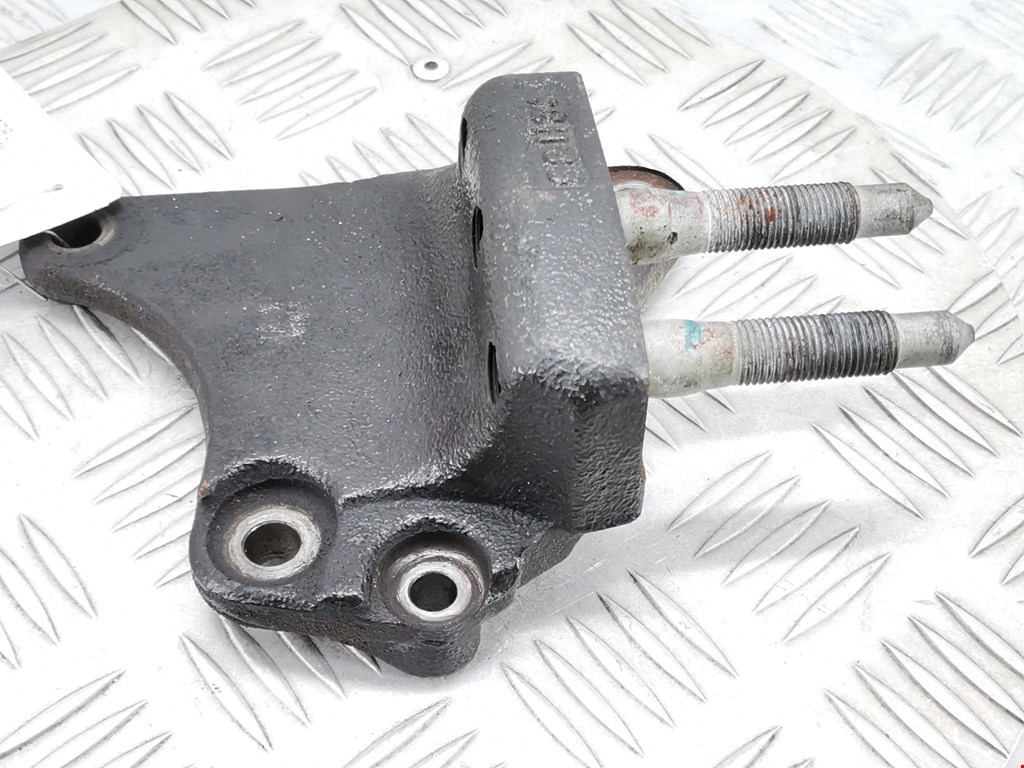 Кронштейн (крепление лапа) двигателя Hyundai Sonata 6 (2009-2014)