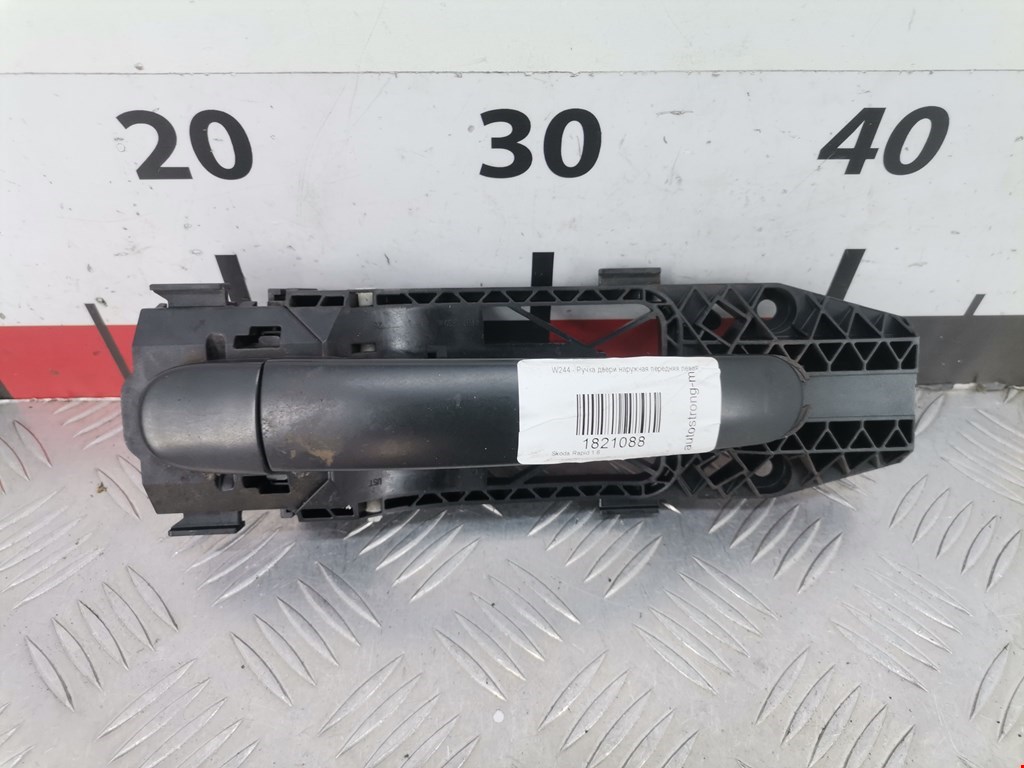 Ручка двери передней наружная левая SKODA Rapid 2012-2020