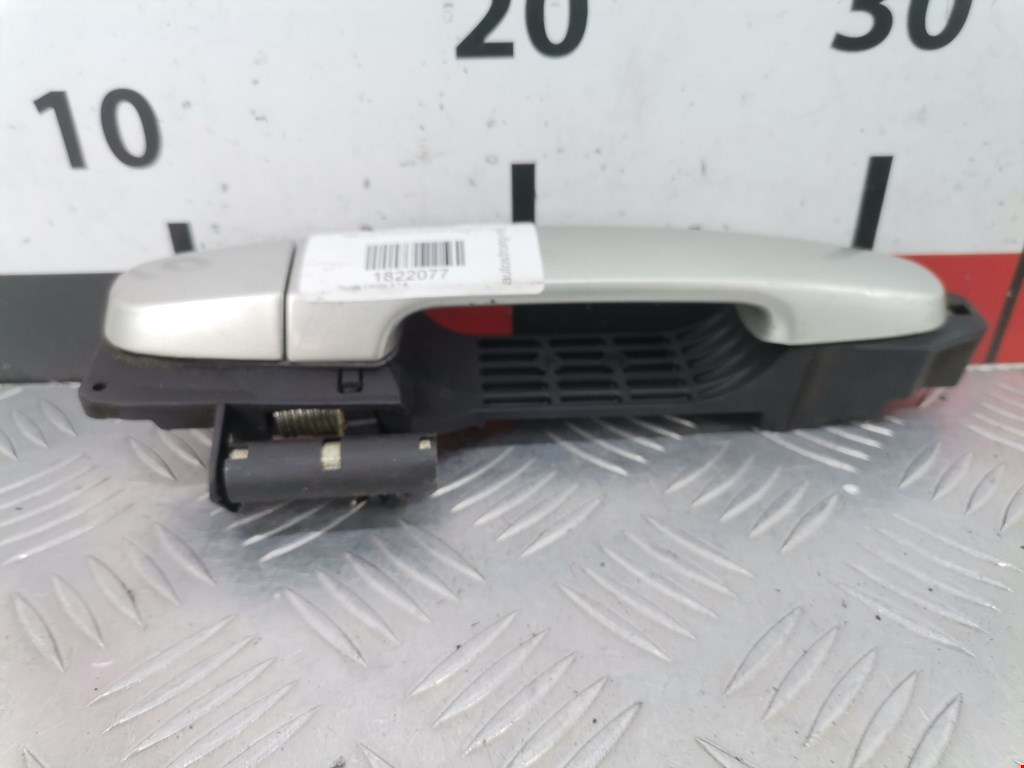 Ручка двери передней наружная левая TOYOTA Corolla E120 2001-2006