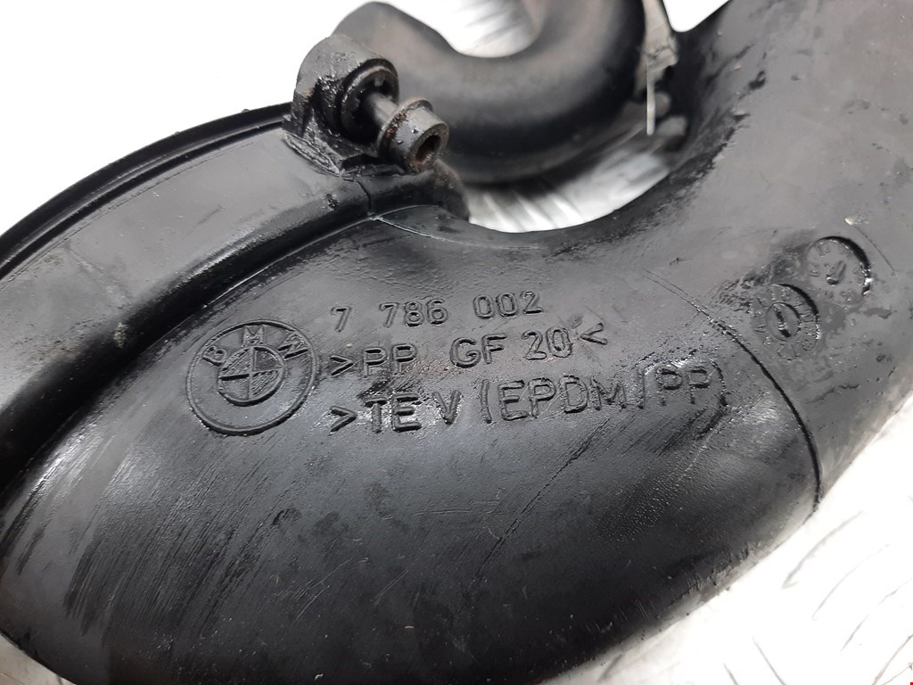 Патрубок воздушного фильтра BMW X5 E53 1999-2006